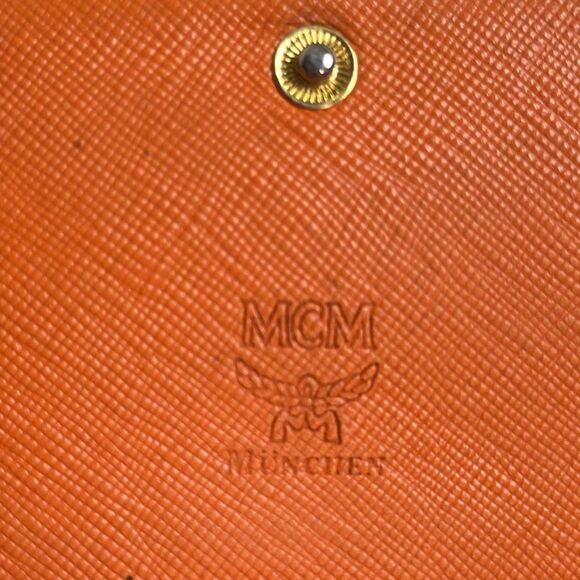 💯Authentic MCM Visetos Trifold Long Wallet🍀 - Picture 11 of 17